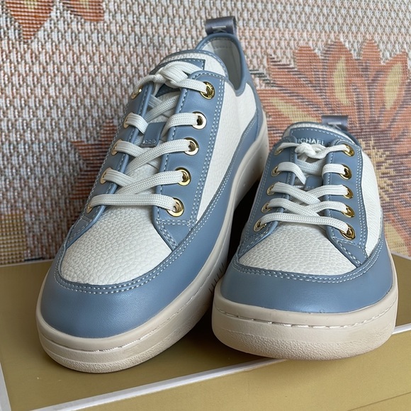 MICHAEL KORS SHEA LACE UP
FAUX LEATHER
49F3SHFS1L
PALE BLUE 
NEW - Picture 7 of 16